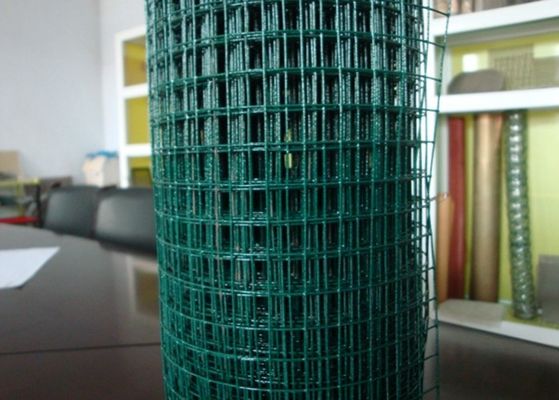 Κίνα Ντυμένες PVC περιφράζοντας επιτροπές πλέγματος χάλυβα σκούρο πράσινο για το ζωικό μέγεθος κλουβιών 50X150 προμηθευτής
